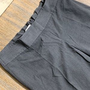 Ann Taylor Loft maternity Size 6 Gray dress Pants